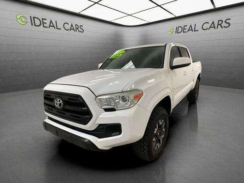 Super White 2017 Toyota Tacoma SR