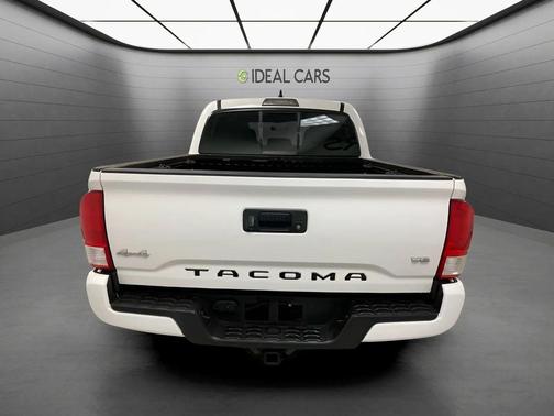 Super White 2017 Toyota Tacoma SR