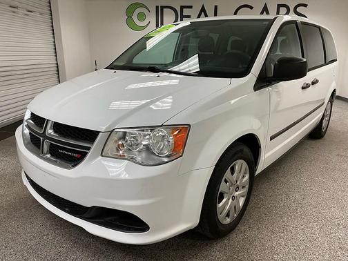 Bright White Clearcoat 2016 Dodge Grand Caravan AVP/SE