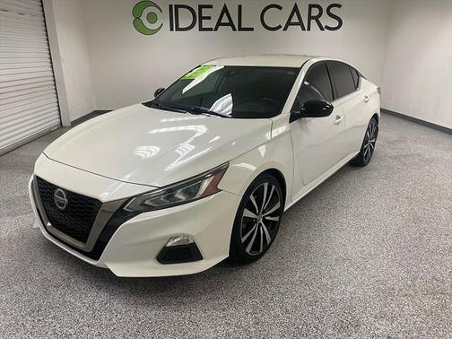 2020 Nissan Altima SR FWD