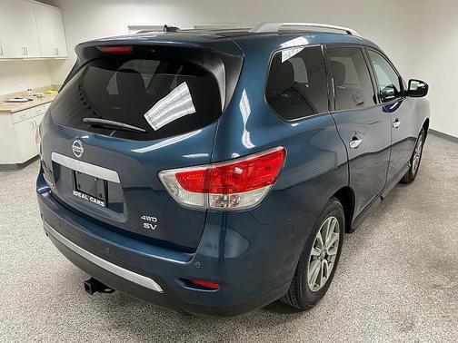 2015 Nissan Pathfinder SV