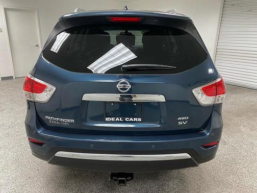 2015 Nissan Pathfinder SV