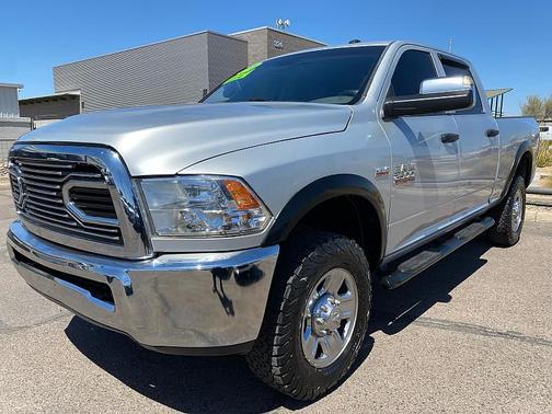 Bright Silver Metallic Clearcoat 2018 RAM 2500 Tradesman Crew Cab 4x4 6'4' Box