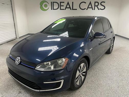 2016 Volkswagen e-Golf SE