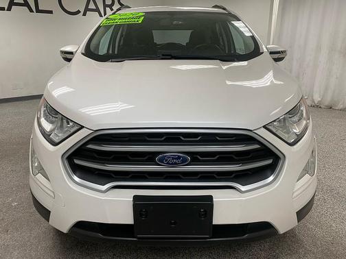 White Platinum Metallic Tri-Coat 2020 Ford EcoSport SE