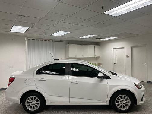 2018 Chevrolet Sonic LT