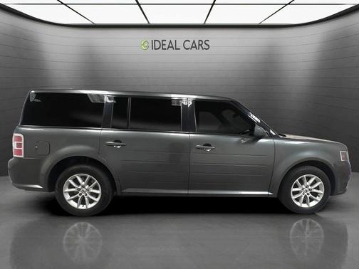 Magnetic 2016 Ford Flex SE