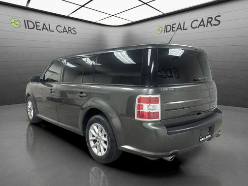 Magnetic 2016 Ford Flex SE