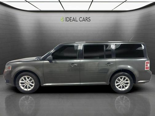 Magnetic 2016 Ford Flex SE