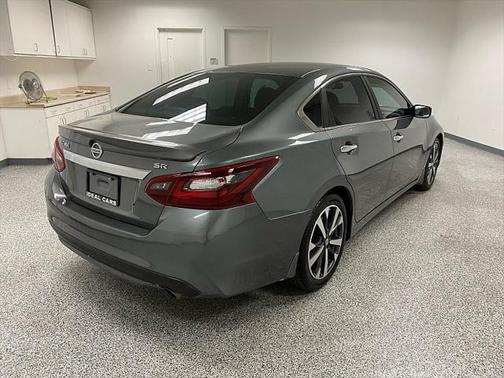 2017 Nissan Altima 2.5 SR