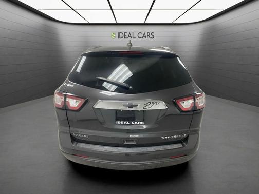 Tungsten Metallic 2016 Chevrolet Traverse 1LT