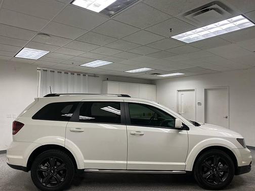 2020 Dodge Journey Crossroad