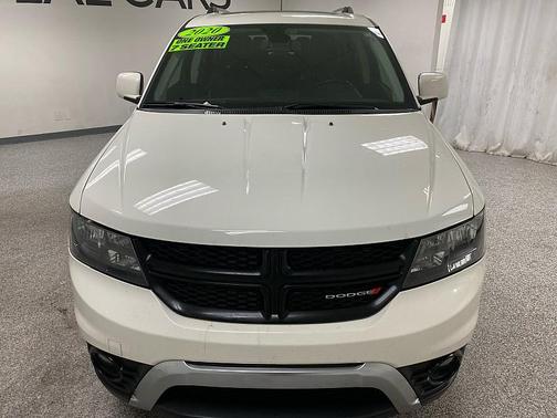2020 Dodge Journey Crossroad