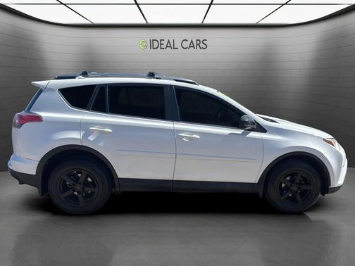 Super White 2016 Toyota RAV4 LE