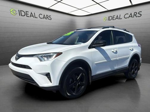 Super White 2016 Toyota RAV4 LE