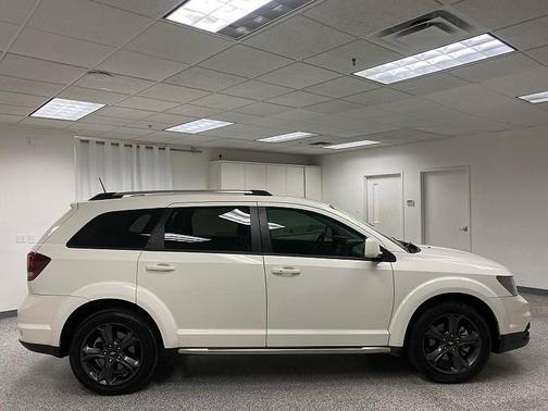 2019 Dodge Journey Crossroad