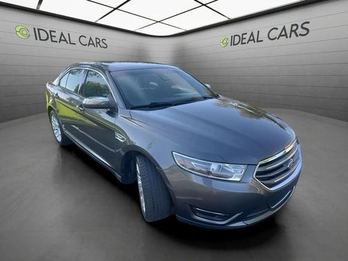 Magnetic 2019 Ford Taurus Limited