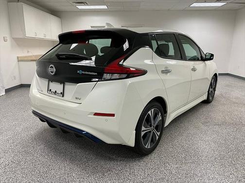 2022 Nissan Leaf SV 40 kWh