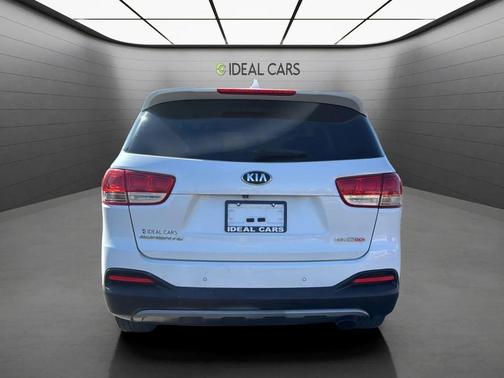 Snow White Pearl 2017 Kia Sorento EX