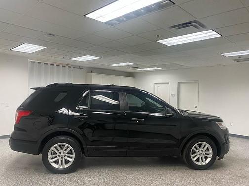 2016 Ford Explorer Base