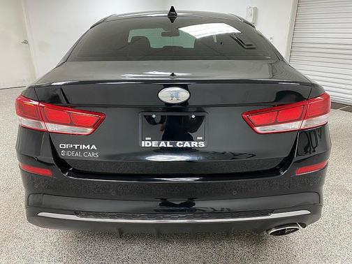 Ebony Black 2019 Kia Optima LX