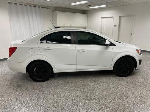 2016 Chevrolet Sonic LT