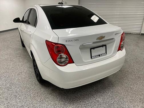 2016 Chevrolet Sonic LT