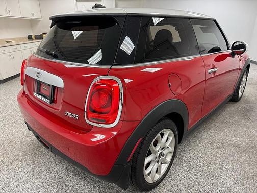 RED 2015 MINI Hardtop Cooper