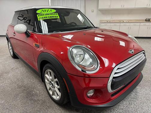 RED 2015 MINI Hardtop Cooper