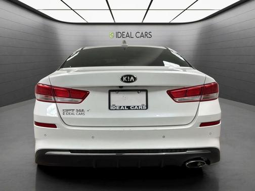 Snow White Pearl 2019 Kia Optima LX