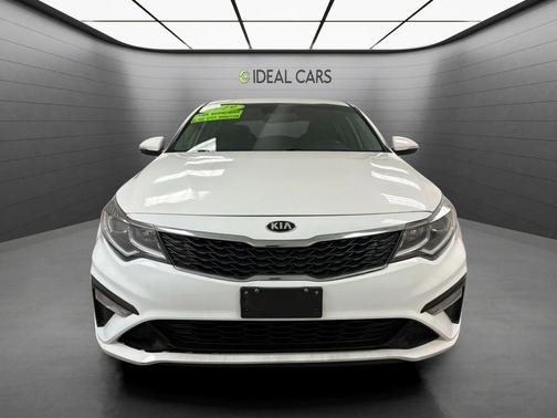 Snow White Pearl 2019 Kia Optima LX