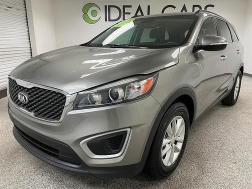 2018 Kia Sorento LX