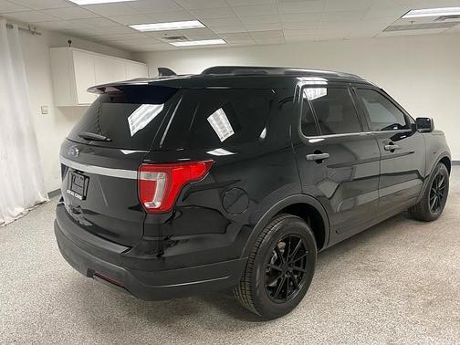 2018 Ford Explorer Base