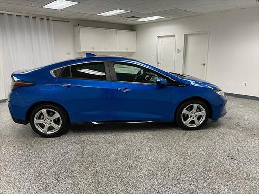 2017 Chevrolet Volt LT