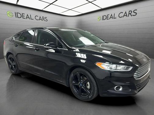 Shadow Black 2016 Ford Fusion SE
