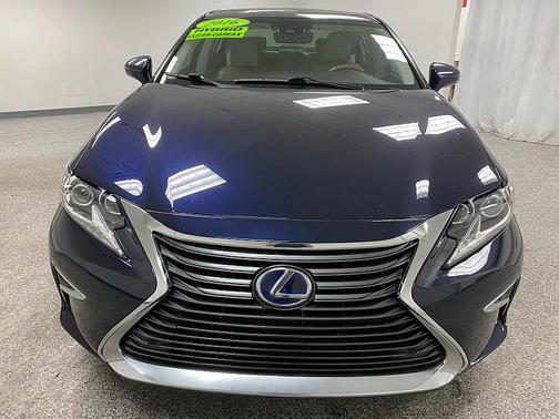 2016 Lexus ES 300h Base