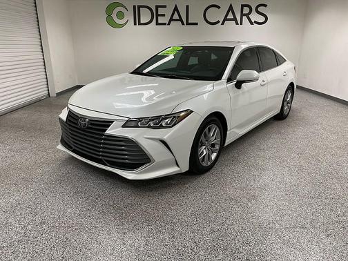 2021 Toyota Avalon XLE