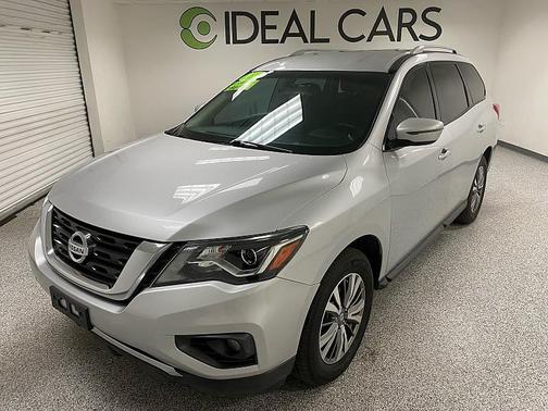 2018 Nissan Pathfinder SV