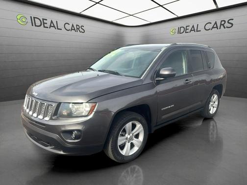 Granite Crystal Metallic Clearcoat 2016 Jeep Compass Latitude