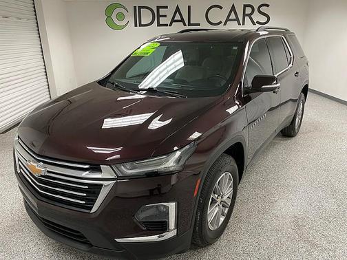 2022 Chevrolet Traverse LT Cloth