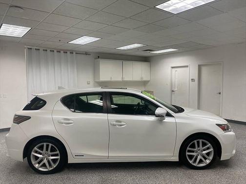 2014 Lexus CT 200h Hybrid