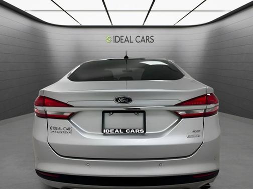 Ingot Silver Metallic 2018 Ford Fusion SE
