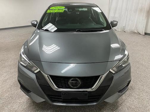 2021 Nissan Versa 1.6 SV