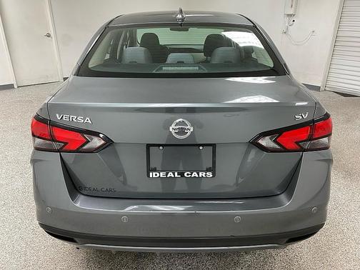 2021 Nissan Versa 1.6 SV