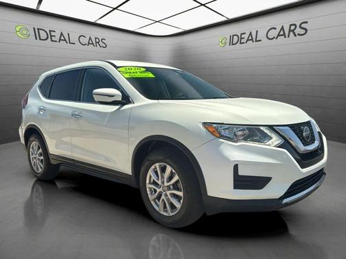 Pearl White Tricoat 2020 Nissan Rogue SV