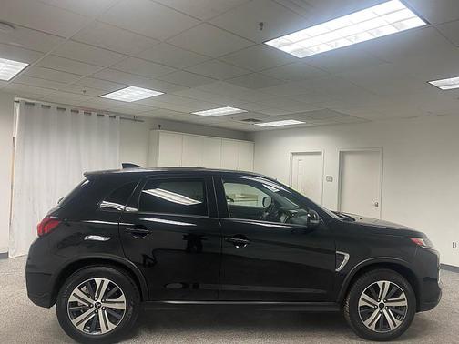 2021 Mitsubishi Outlander Sport SE
