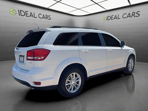 White 2014 Dodge Journey SXT