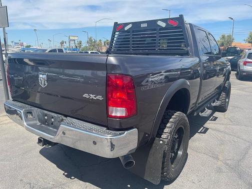 2017 RAM 2500 Tradesman Crew Cab 4x4 6'4' Box