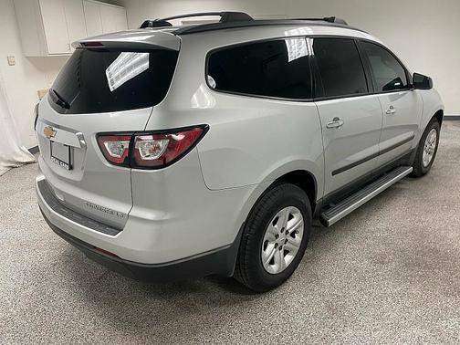2016 Chevrolet Traverse LS