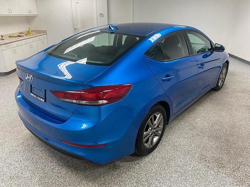 2017 Hyundai ELANTRA Value Edition
